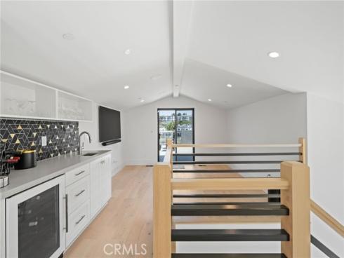 4014 Channel Place, Newport Beach, CA
