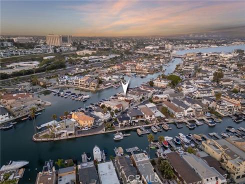 4014 Channel Place, Newport Beach, CA
