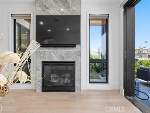 4014 Channel Place, Newport Beach, CA