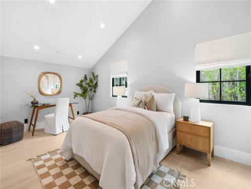 2207  Port Harwick  , Newport Beach, CA