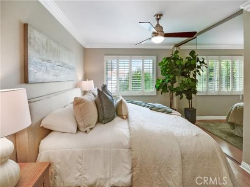 2214 Vista Hogar , Newport Beach, CA