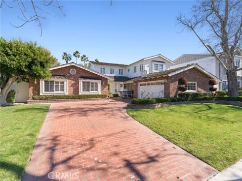 1924 Leeward Lane
