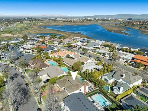 1924  Leeward   Lane, Newport Beach, CA