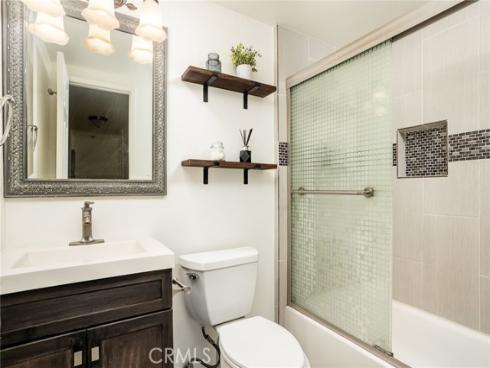 12 Latitude Court, Newport Beach, CA
