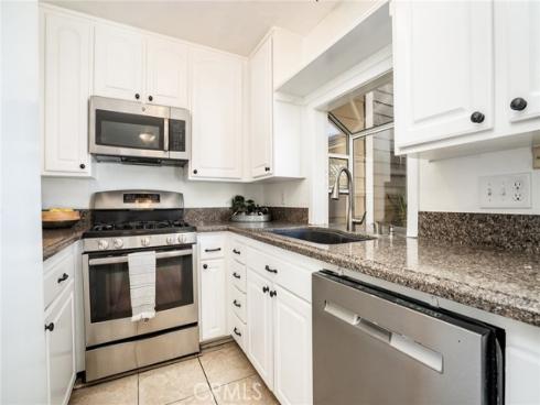 12 Latitude Court, Newport Beach, CA