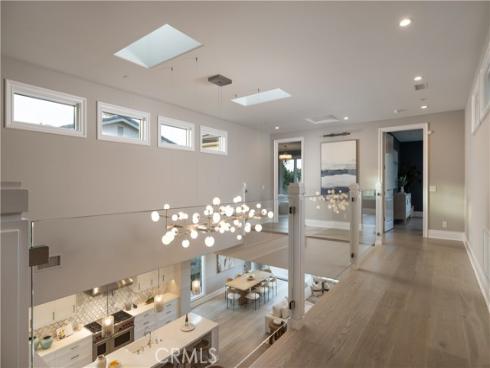 2 Rue Biarritz , Newport Beach, CA
