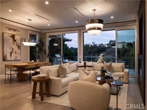 2 Rue Biarritz , Newport Beach, CA