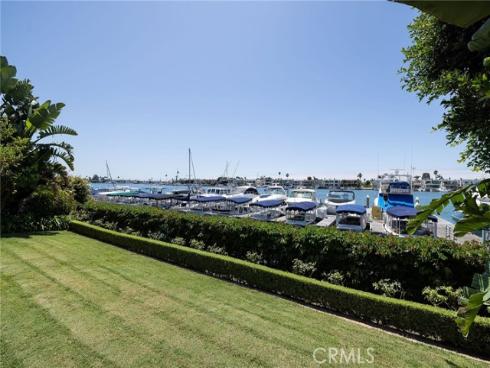 2572 Bayshore Drive, Newport Beach, CA