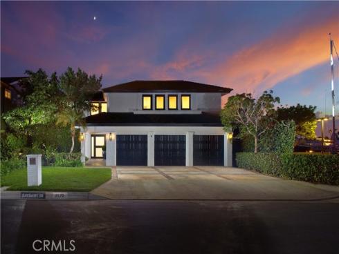 2572 Bayshore Drive, Newport Beach, CA