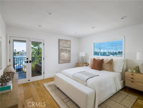 2572 Bayshore Drive, Newport Beach, CA