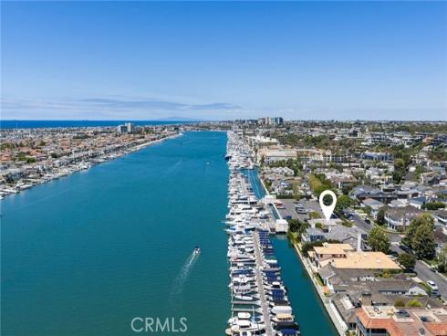 2572 Bayshore Drive, Newport Beach, CA