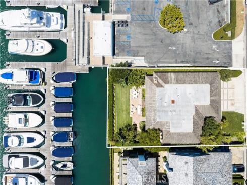 2572 Bayshore Drive, Newport Beach, CA