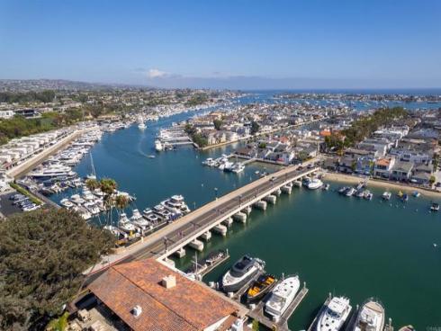 1022 Bayside 510 , Newport Beach, CA