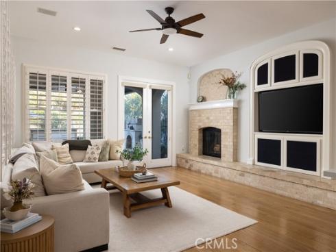 26 Peppertree , Newport Beach, CA