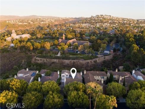 26 Peppertree , Newport Beach, CA