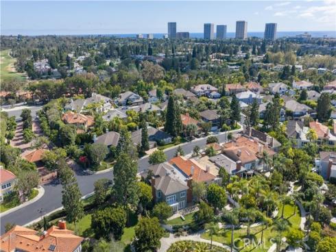 26  Belcourt  , Newport Beach, CA