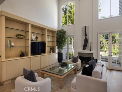 26 Belcourt , Newport Beach, CA