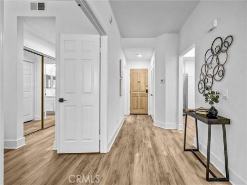 230 Lille 102 , Newport Beach, CA