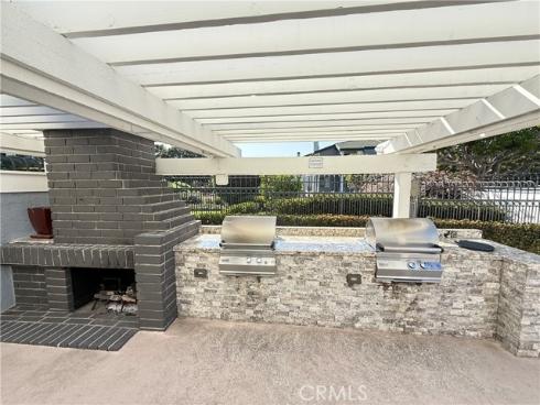 230 Lille 102 , Newport Beach, CA