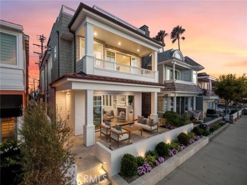 1105 N. Bay Front