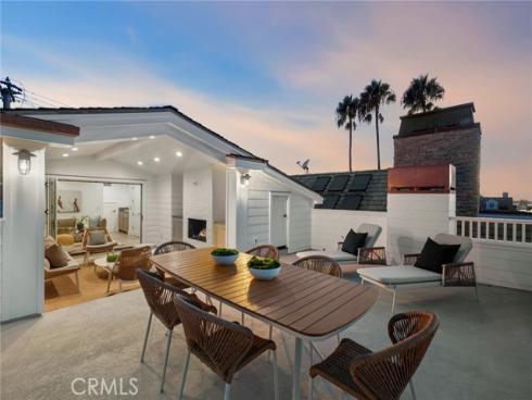 1105 N Bay Front , Newport Beach, CA