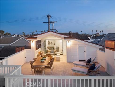 1105 N Bay Front , Newport Beach, CA