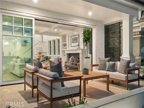 1105 N Bay Front , Newport Beach, CA
