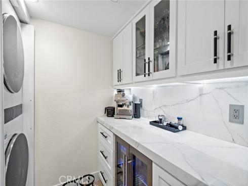 526 Vista Grande , Newport Beach, CA
