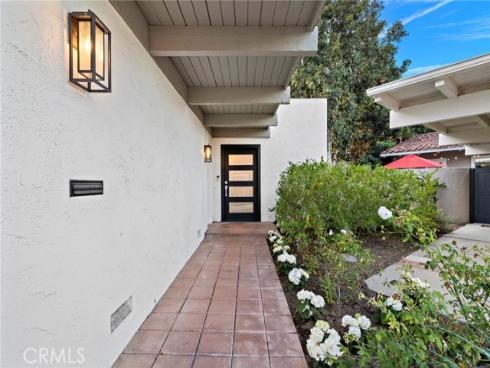526 Vista Grande , Newport Beach, CA