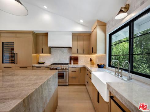 912 Aleppo Street, Newport Beach, CA
