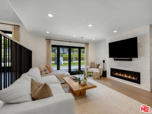 912 Aleppo Street, Newport Beach, CA