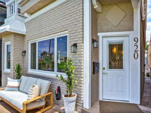 920 E Oceanfront  , Newport Beach, CA