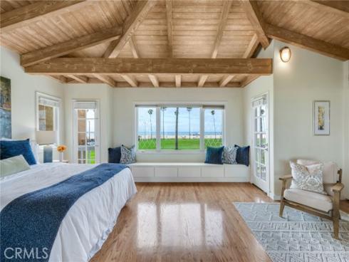 920 E Oceanfront  , Newport Beach, CA