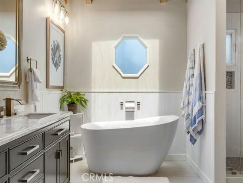 920 E Oceanfront  , Newport Beach, CA