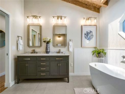 920 E Oceanfront  , Newport Beach, CA