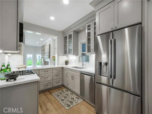 920 E Oceanfront  , Newport Beach, CA