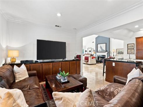 1000 Dover Drive, Newport Beach, CA