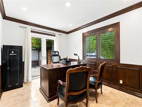 1000 Dover Drive, Newport Beach, CA