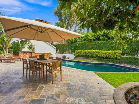 1000 Dover Drive, Newport Beach, CA