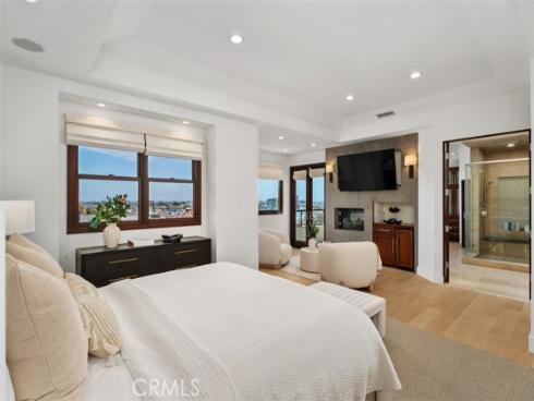 2907  Cliff   Drive, Newport Beach, CA