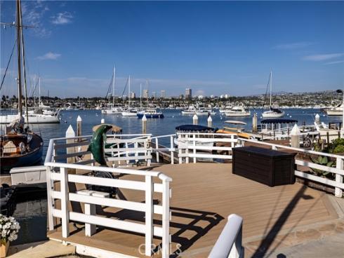 1114 E Balboa Boulevard, Newport Beach, CA