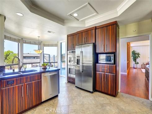 1 Saint Tropez , Newport Beach, CA