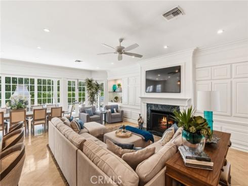 3 Barrenger Court , Newport Beach, CA