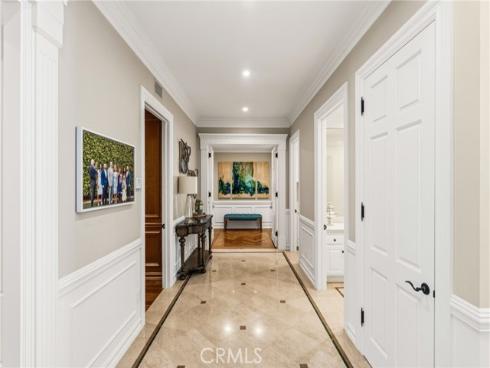3 Barrenger Court , Newport Beach, CA