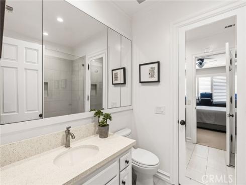 3 Barrenger Court , Newport Beach, CA