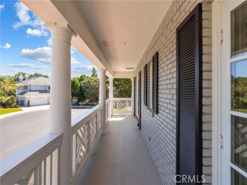 3 Barrenger Court , Newport Beach, CA