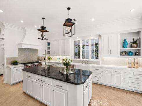3 Barrenger Court , Newport Beach, CA