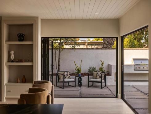 1812 Highland Dr , Newport Beach, CA