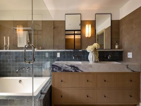 1812 Highland Dr , Newport Beach, CA