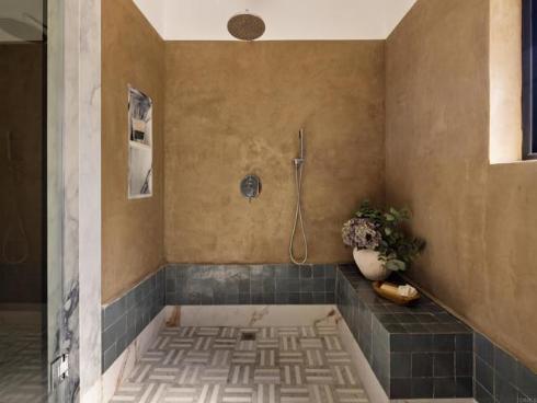 1812 Highland Dr , Newport Beach, CA